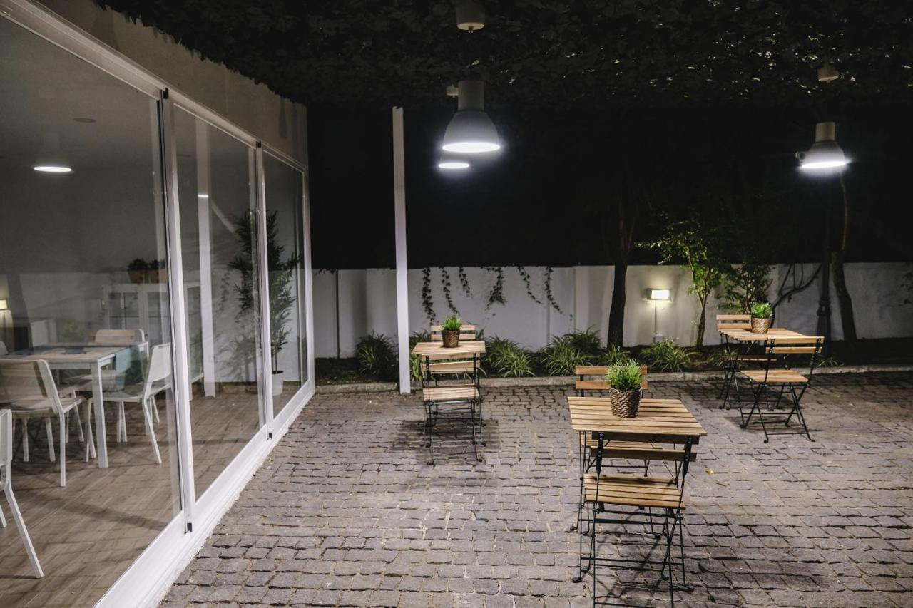 4U Lisbon Airport Suites Kültér fotó